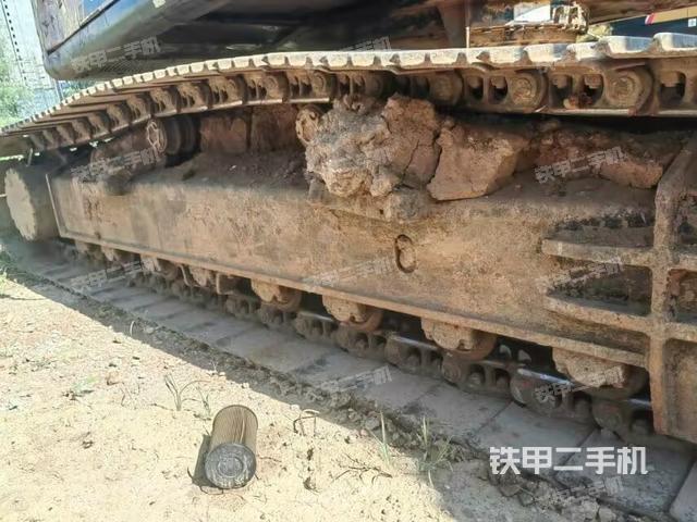 右側履帶整體（行走機構）