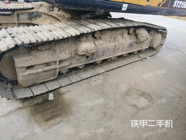 單側履帶整體(整機外觀) 單側履帶整體(整機外觀)