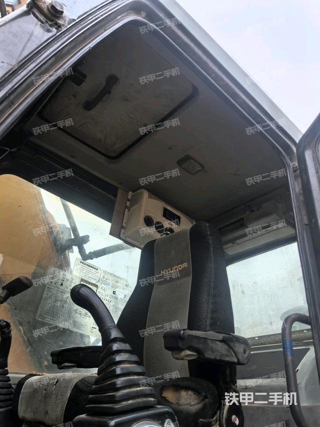 頂棚整體（駕駛室部分）