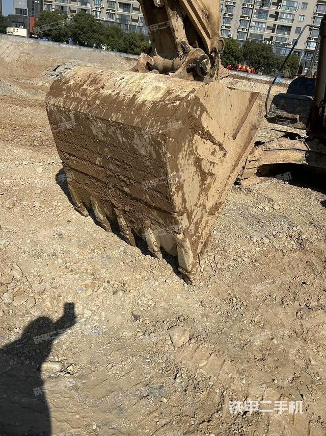 左導(dǎo)向輪（行走機(jī)構(gòu)）