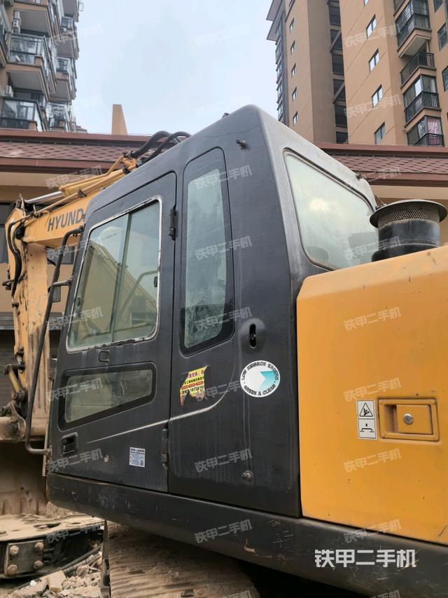 駕駛室左后45度（駕駛室部分）