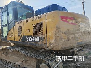 三一重工SY215C挖掘機