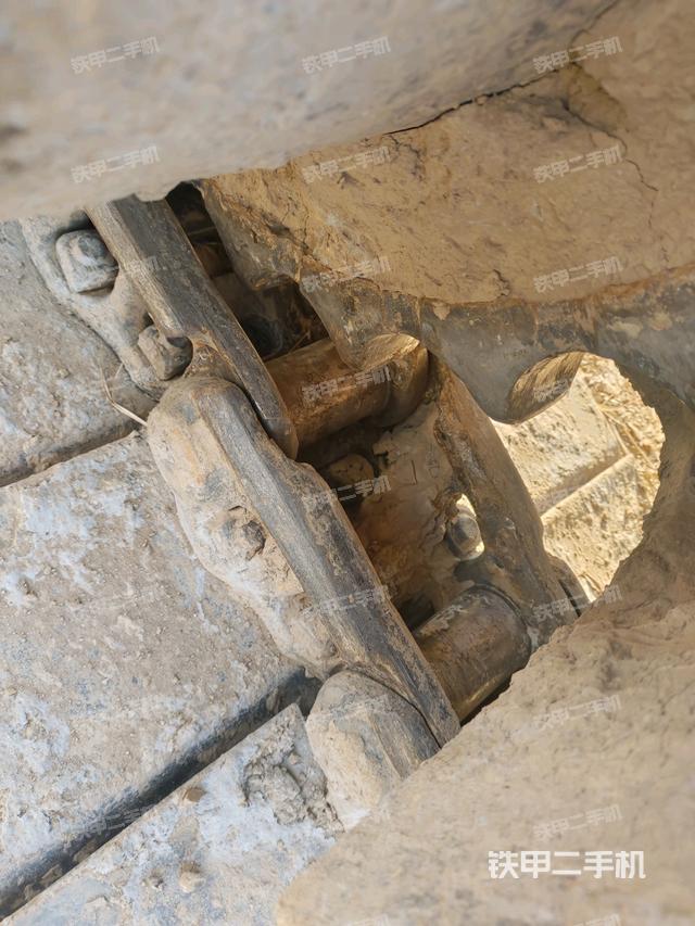 左托鏈輪和鏈筋（行走機(jī)構(gòu)）