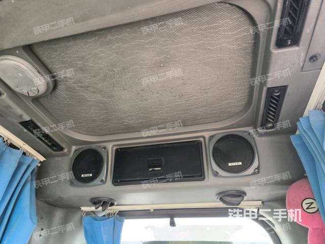 后窗玻璃角標(biāo)（駕駛室部分）