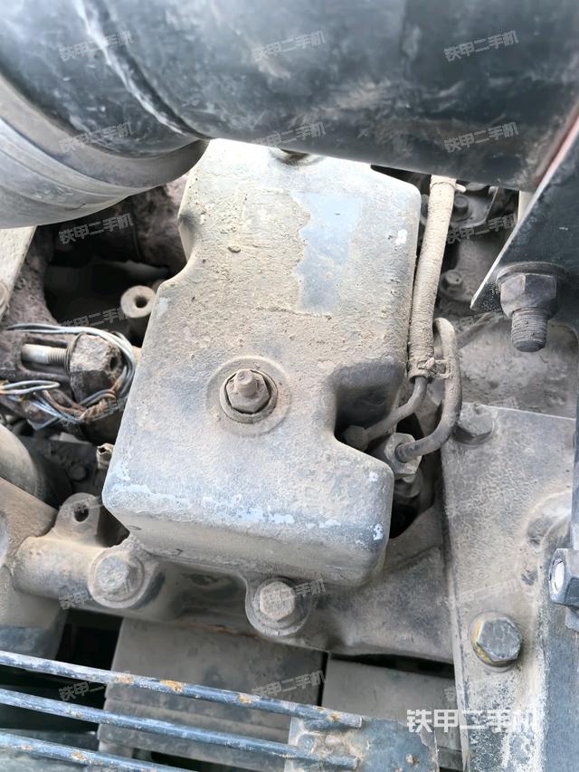 氣門室蓋螺絲特寫（上車部件）