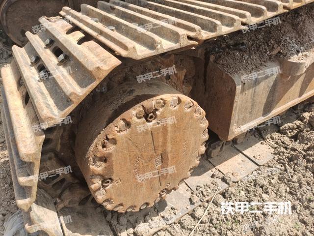 左側(cè)行走馬達(dá)蓋板（行走機(jī)構(gòu)）