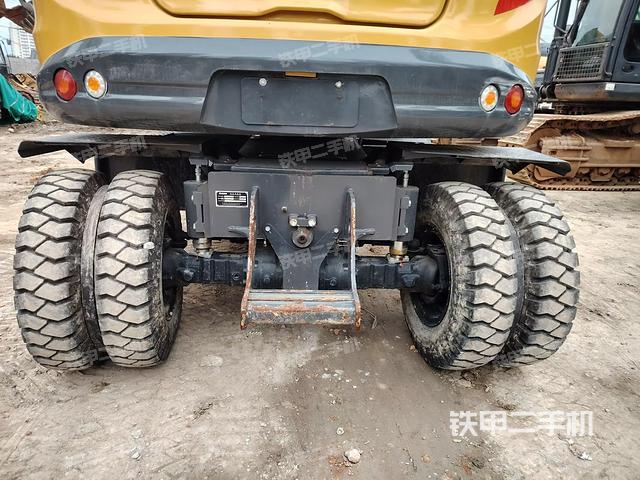 單側(cè)履帶整體（整機(jī)外觀）