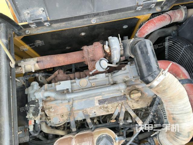 氣門室蓋螺絲特寫（上車部件）