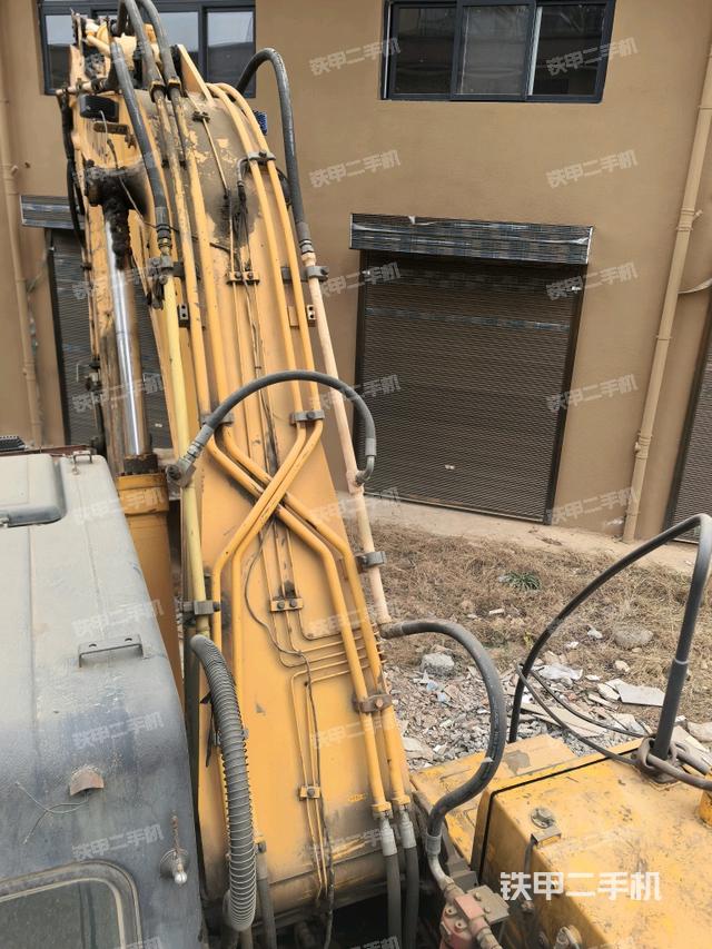 大臂背部俯視（工作和回轉裝置）