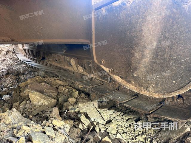 右導向輪（行走機構(gòu)）