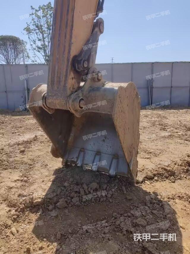 鏟斗45度(工作和回轉(zhuǎn)裝置) 鏟斗45度(工作和回轉(zhuǎn)裝置)