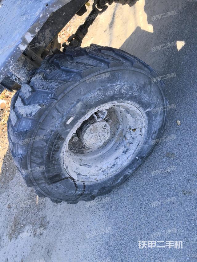 左導(dǎo)向輪(行走機(jī)構(gòu)) 左導(dǎo)向輪(行走機(jī)構(gòu))