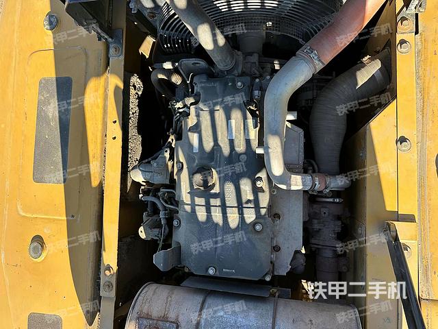 发动机整体俯视（整机外观）