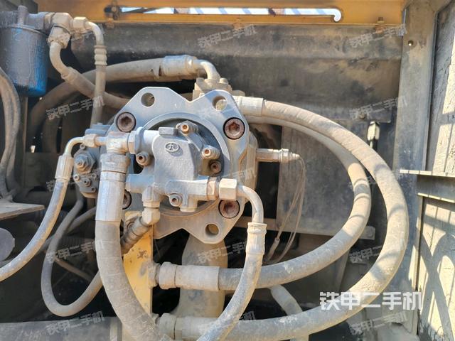 電瓶（大件艙室）