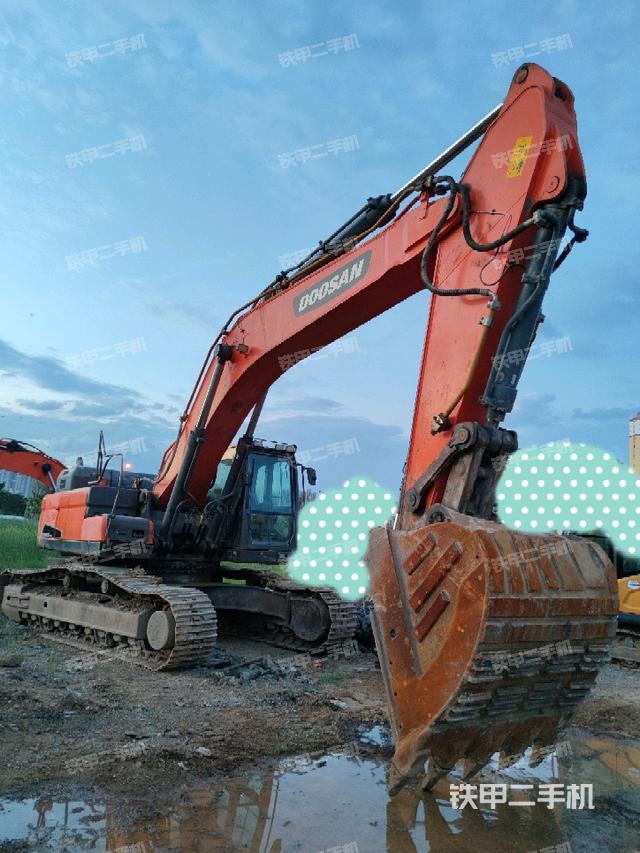 右前45(整机外观) 右前45(整机外观)