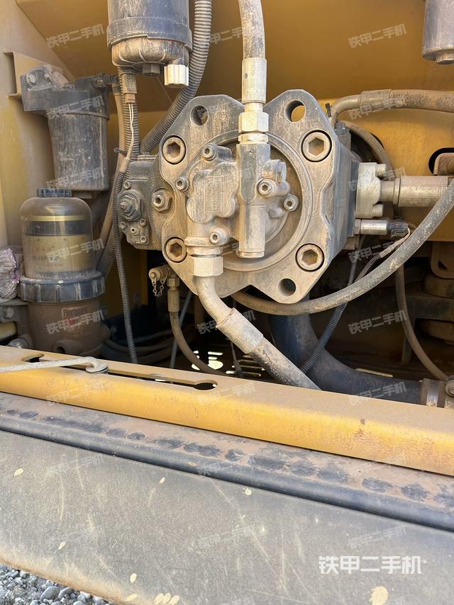 液壓泵室（大件艙室）