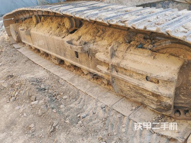 左側(cè)履帶整體?（行走機(jī)構(gòu)）