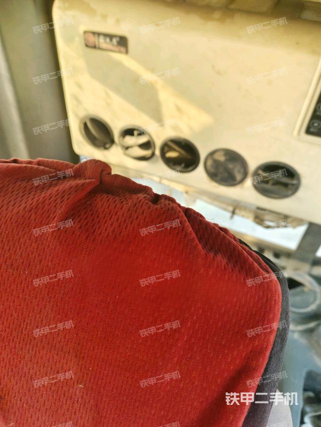 后窗玻璃角標(biāo)（駕駛室部分）