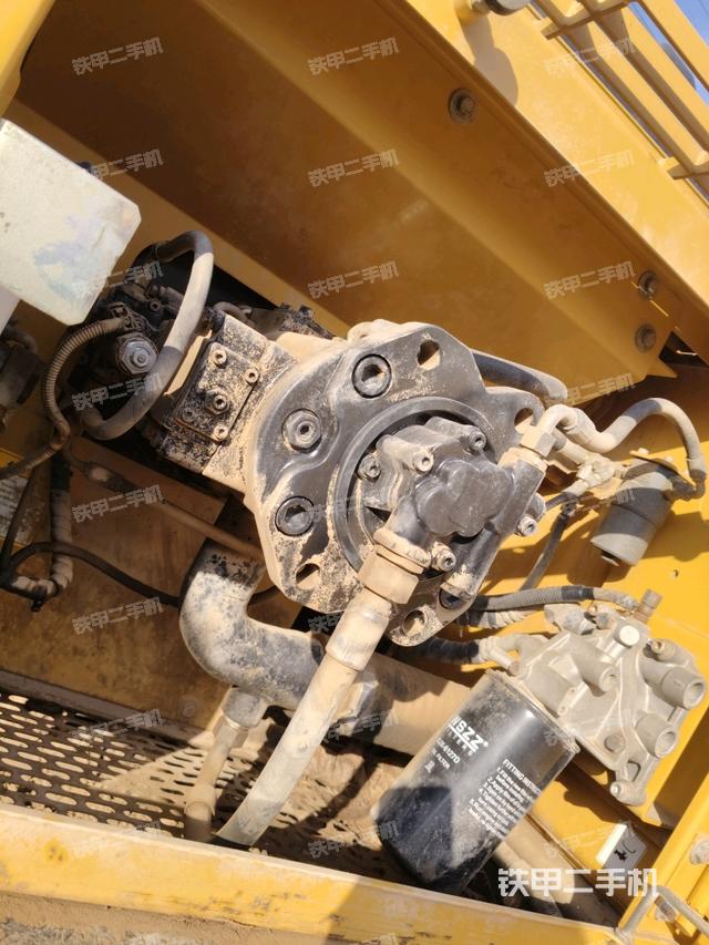 液壓泵斜45?左（大件艙室）