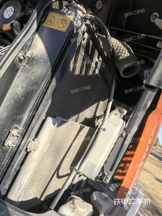 散熱器室(大件艙室) 散熱器室(大件艙室)