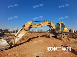 山东临工E6210F挖掘机实拍图片