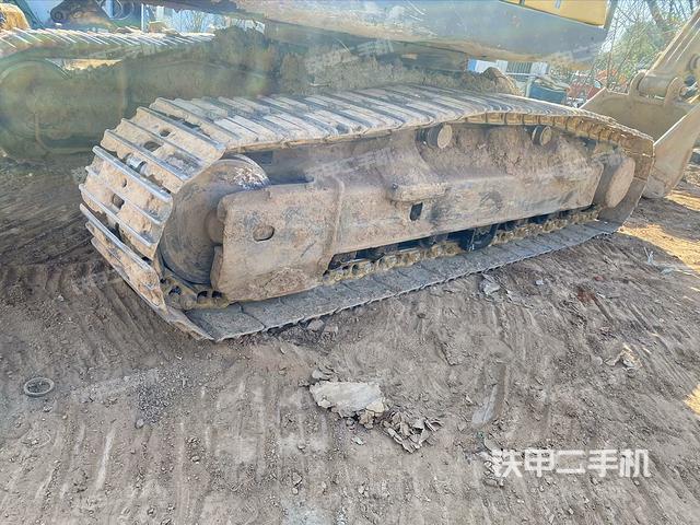 左側(cè)履帶整體?（行走機(jī)構(gòu)）