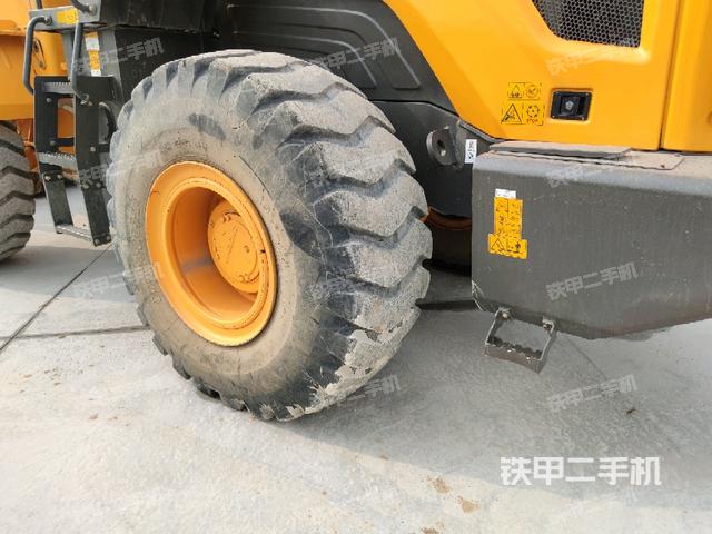 左后輪（行走機構(gòu)）