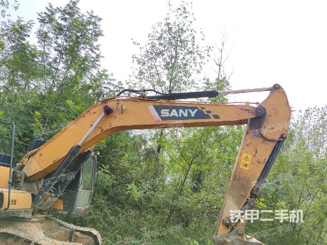 大臂整體?右側(cè)(工作和回轉(zhuǎn)裝置) 大臂整體?右側(cè)(工作和回轉(zhuǎn)裝置)