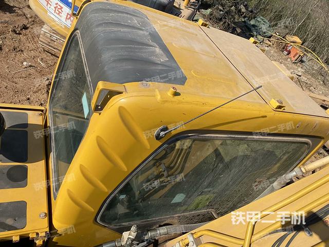 駕駛室頂部俯視（上車部件）