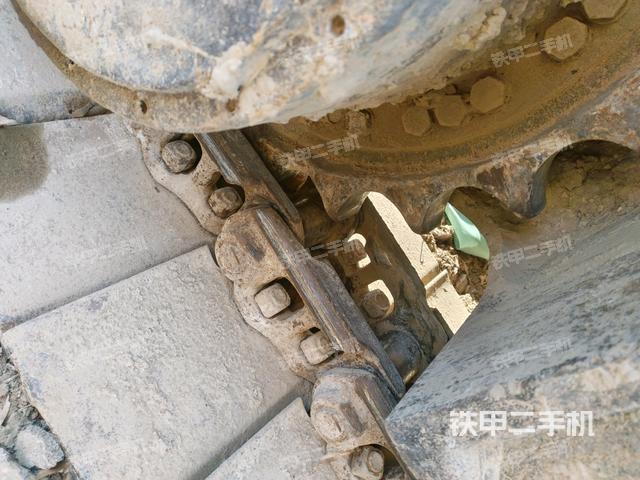 右驅(qū)動(dòng)輪（行走機(jī)構(gòu)）