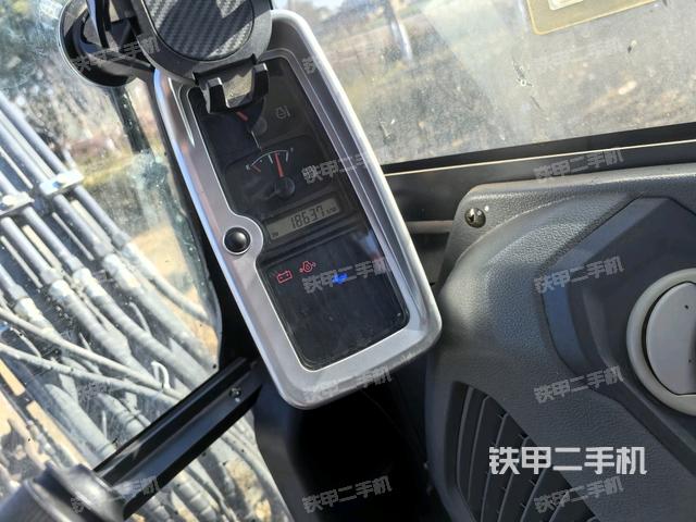 顯示屏?(駕駛室部分) 顯示屏?(駕駛室部分)