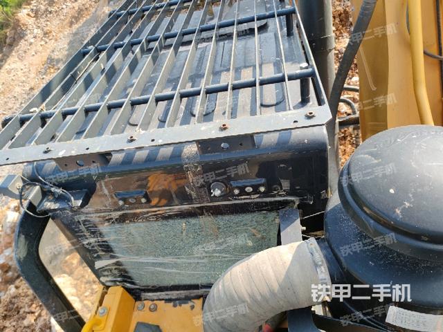 駕駛室頂部俯視(上車部件) 駕駛室頂部俯視(上車部件)