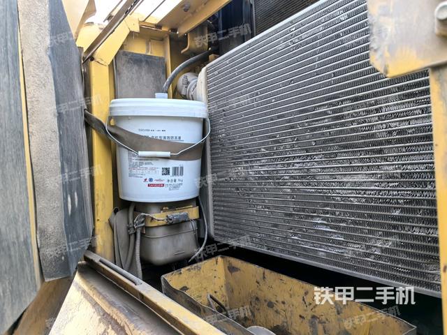散熱器正面（大件艙室）