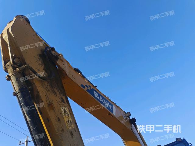 小臂整體左后（工作和回轉(zhuǎn)裝置）