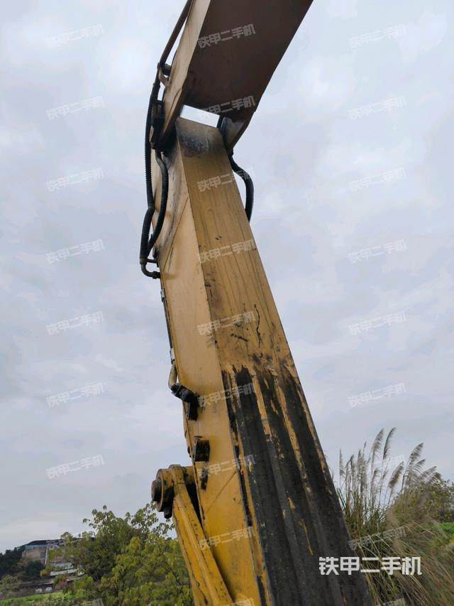 小臂整體左后（工作和回轉(zhuǎn)裝置）