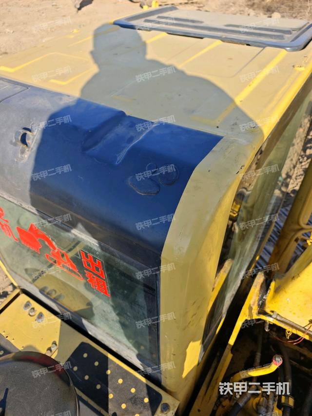 駕駛室頂部（整機(jī)外觀）