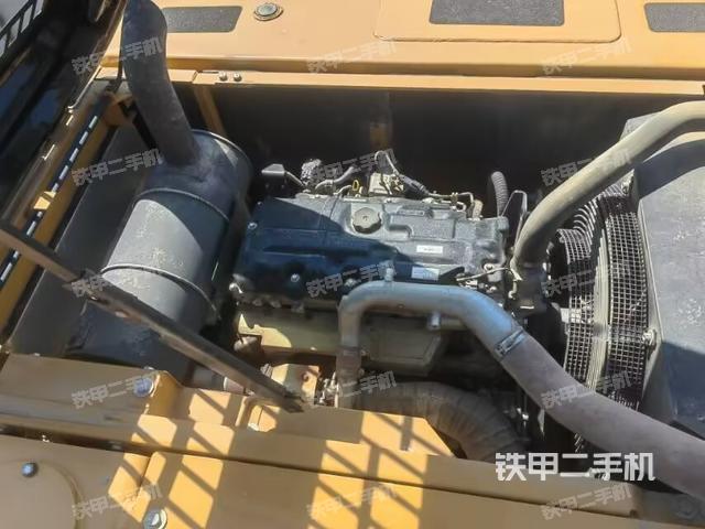 發(fā)動(dòng)機(jī)室(上車部件) 發(fā)動(dòng)機(jī)室(上車部件)