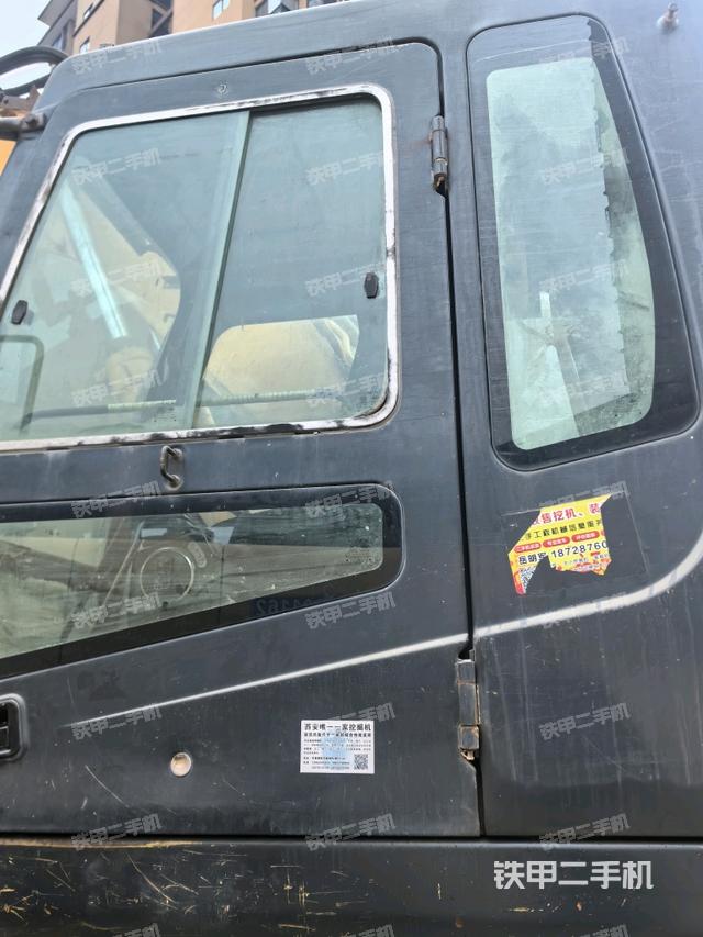 駕駛室正側（駕駛室部分）