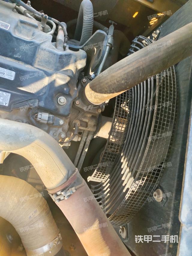 水箱+風扇特寫(上車部件) 水箱+風扇特寫(上車部件)