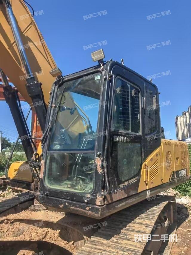 駕駛室左前45度（駕駛室部分）