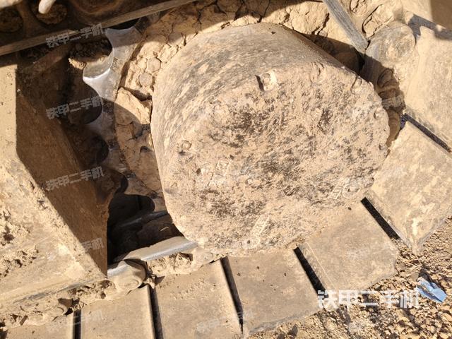 左驅(qū)動(dòng)輪（行走機(jī)構(gòu)）