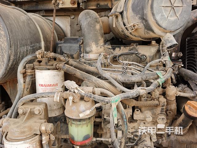 发动机整体俯视（整机外观）