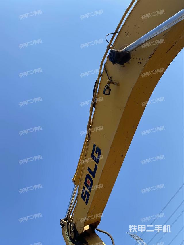 小臂整體左后（工作和回轉(zhuǎn)裝置）