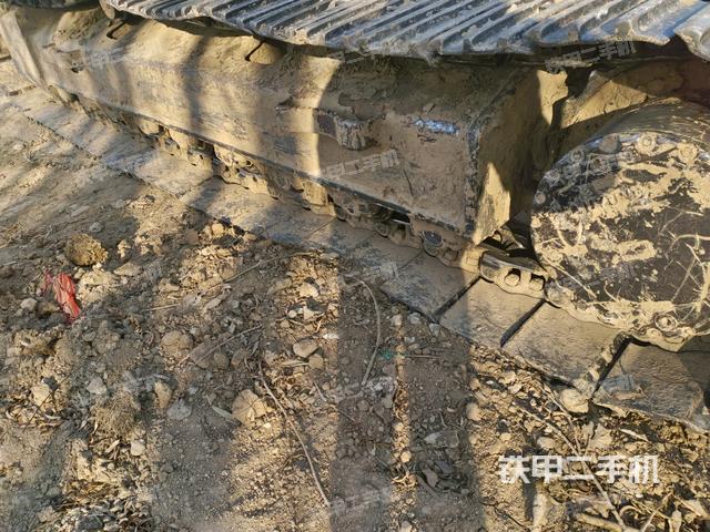 左側(cè)履帶整體?（行走機(jī)構(gòu)）