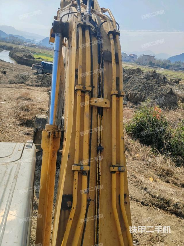 大臂背部俯視（工作和回轉裝置）