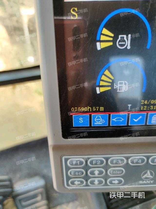 小時(shí)表(駕駛室部分) 小時(shí)表(駕駛室部分)