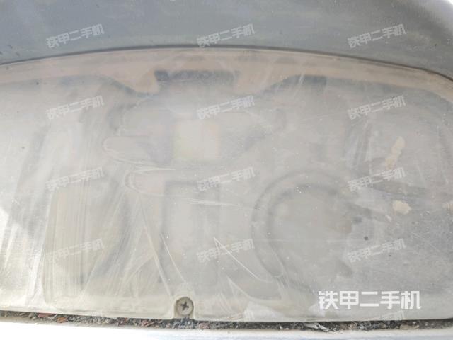 駕駛室操作臺(tái)（整機(jī)外觀及大件）