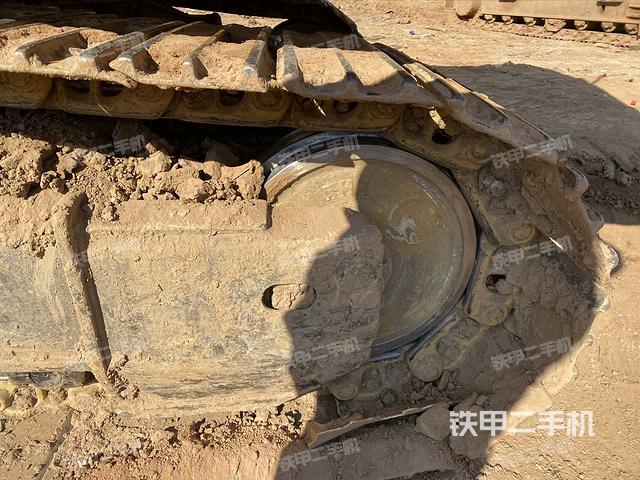 右側(cè)行走馬達(dá)蓋板（行走機(jī)構(gòu)）