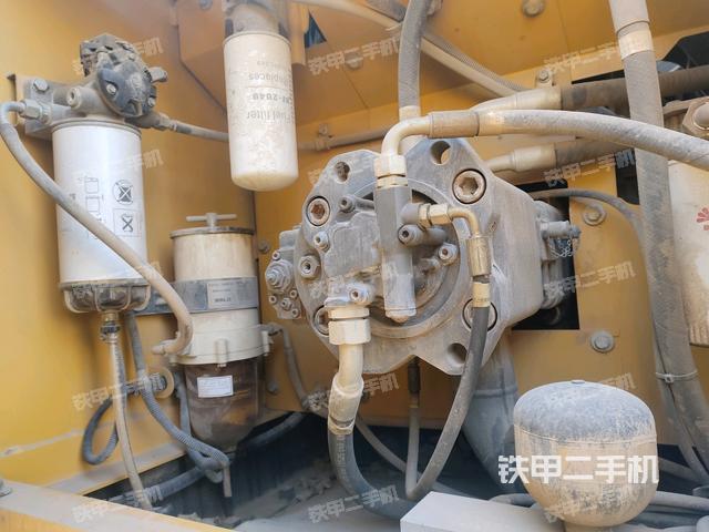 液壓泵室（大件艙室）