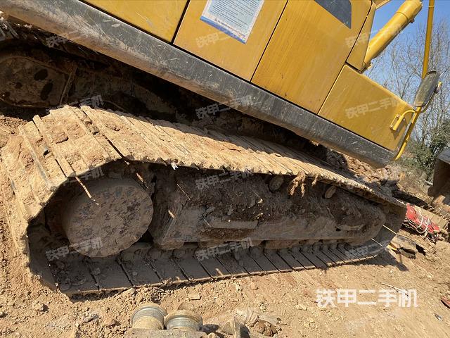 右側(cè)行走馬達(dá)蓋板（行走機(jī)構(gòu)）